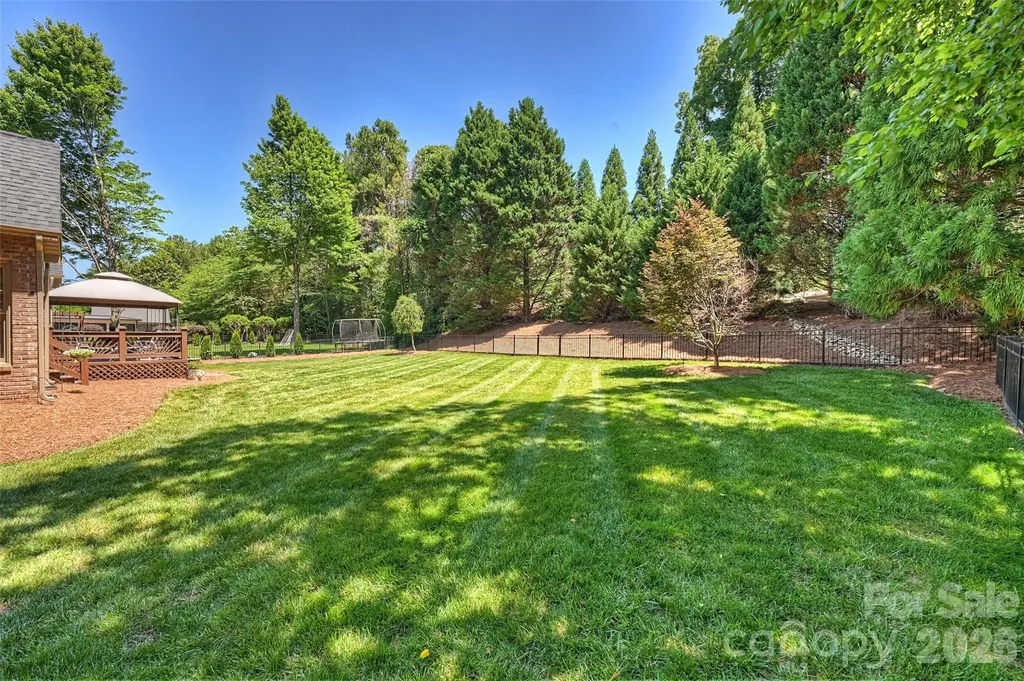 18400 Dembridge Drive Davidson NC 28036