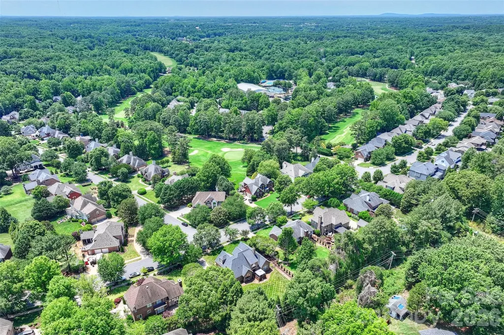 18400 Dembridge Drive Davidson NC 28036