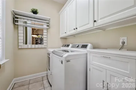 18400 Dembridge Drive Davidson NC 28036