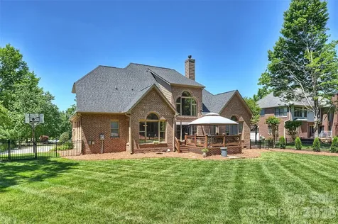 18400 Dembridge Drive Davidson NC 28036
