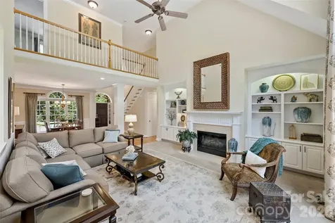 18400 Dembridge Drive Davidson NC 28036