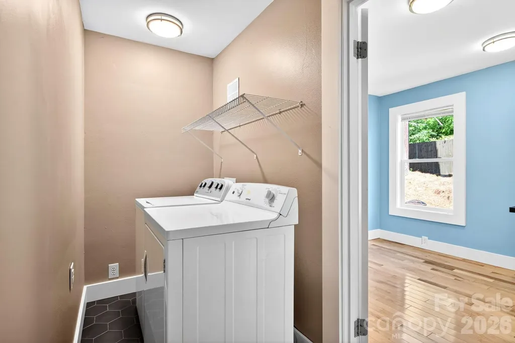 440 Carolina Avenue Brevard NC 28712
