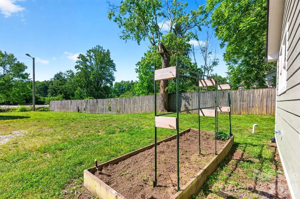 440 Carolina Avenue Brevard NC 28712