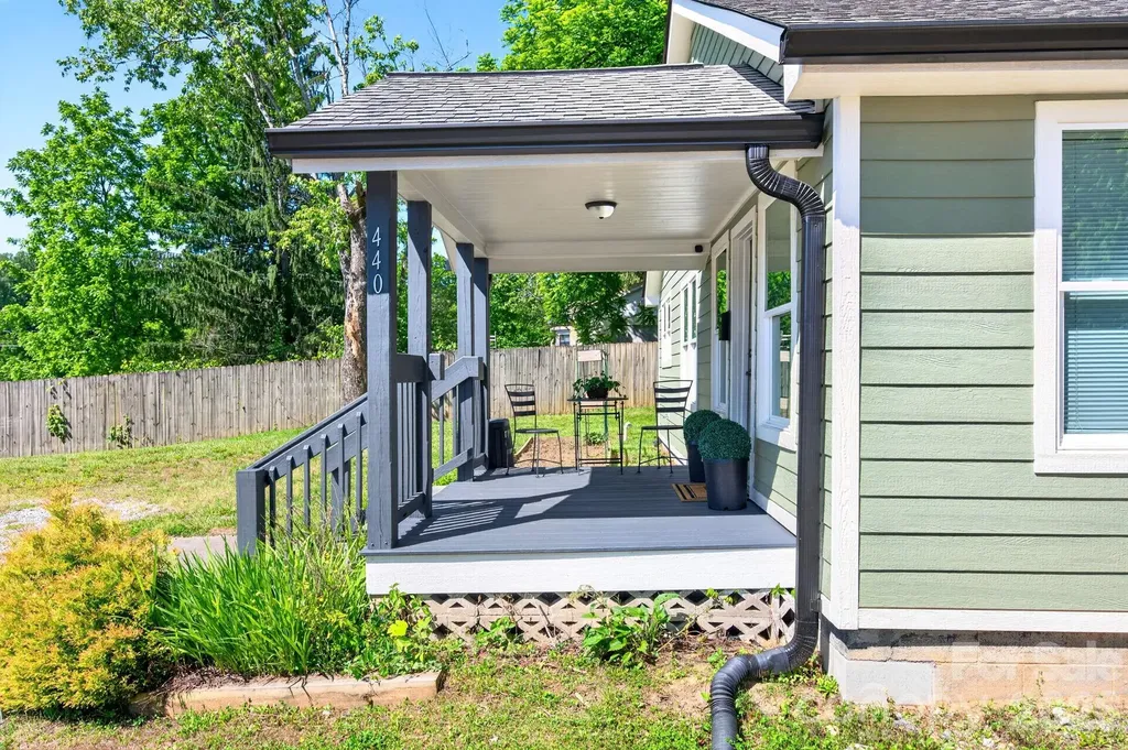 440 Carolina Avenue Brevard NC 28712