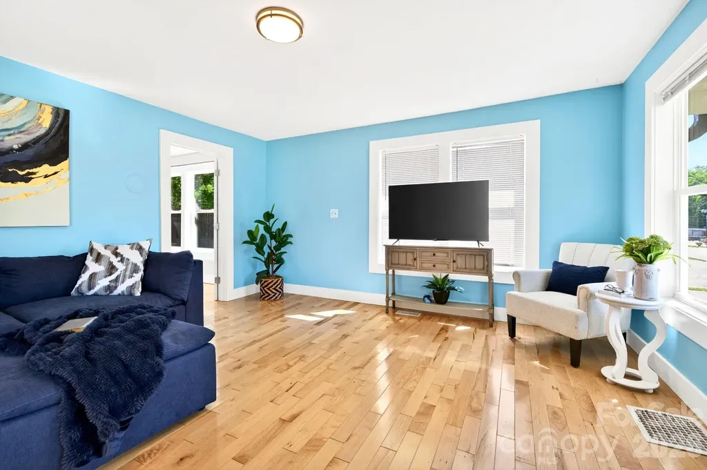 440 Carolina Avenue Brevard NC 28712
