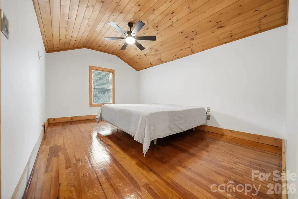 418 Arlington Circle NW Lenoir NC 28645
