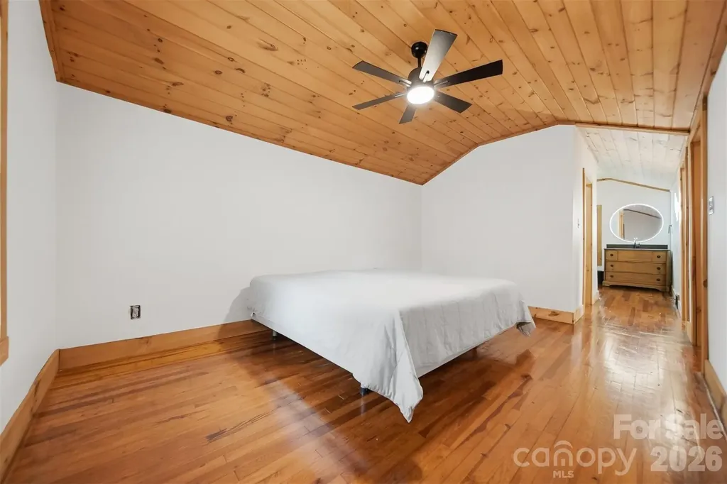 418 Arlington Circle NW Lenoir NC 28645