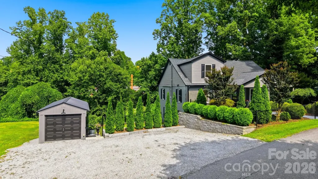 418 Arlington Circle NW Lenoir NC 28645