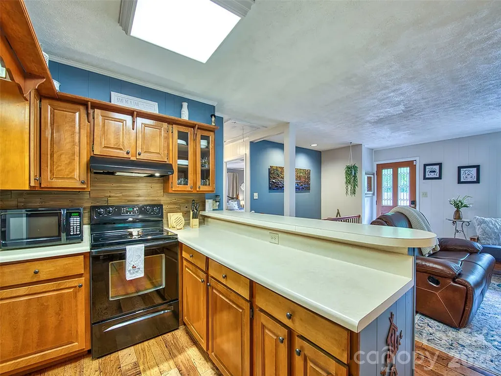 290 Dogwood Drive Maggie Valley NC 28751