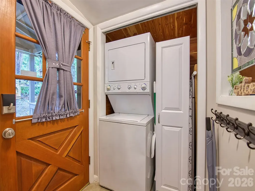 290 Dogwood Drive Maggie Valley NC 28751