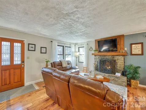 290 Dogwood Drive Maggie Valley NC 28751