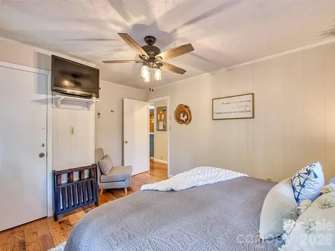 290 Dogwood Drive Maggie Valley NC 28751