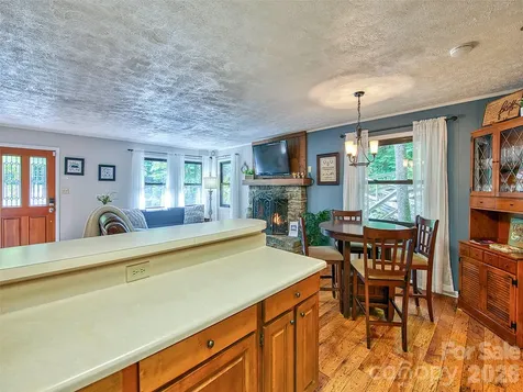 290 Dogwood Drive Maggie Valley NC 28751