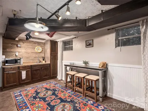 290 Dogwood Drive Maggie Valley NC 28751