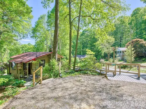 290 Dogwood Drive Maggie Valley NC 28751
