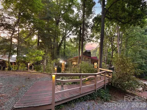 290 Dogwood Drive Maggie Valley NC 28751