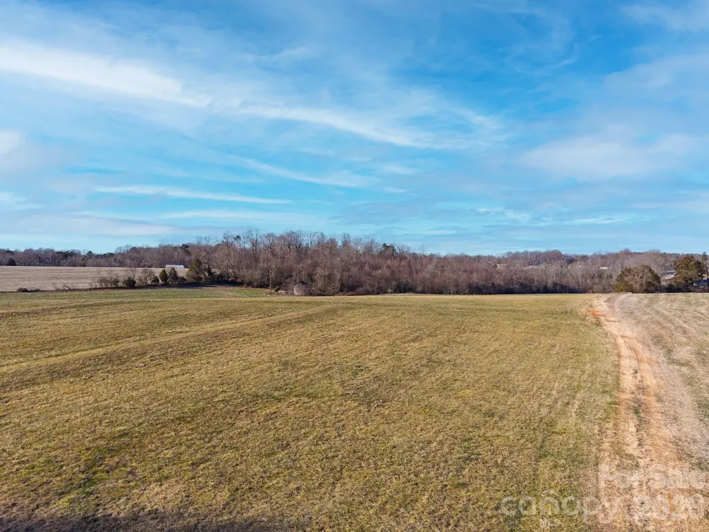 02 Dobbins Mill Road Yadkinville NC 27055