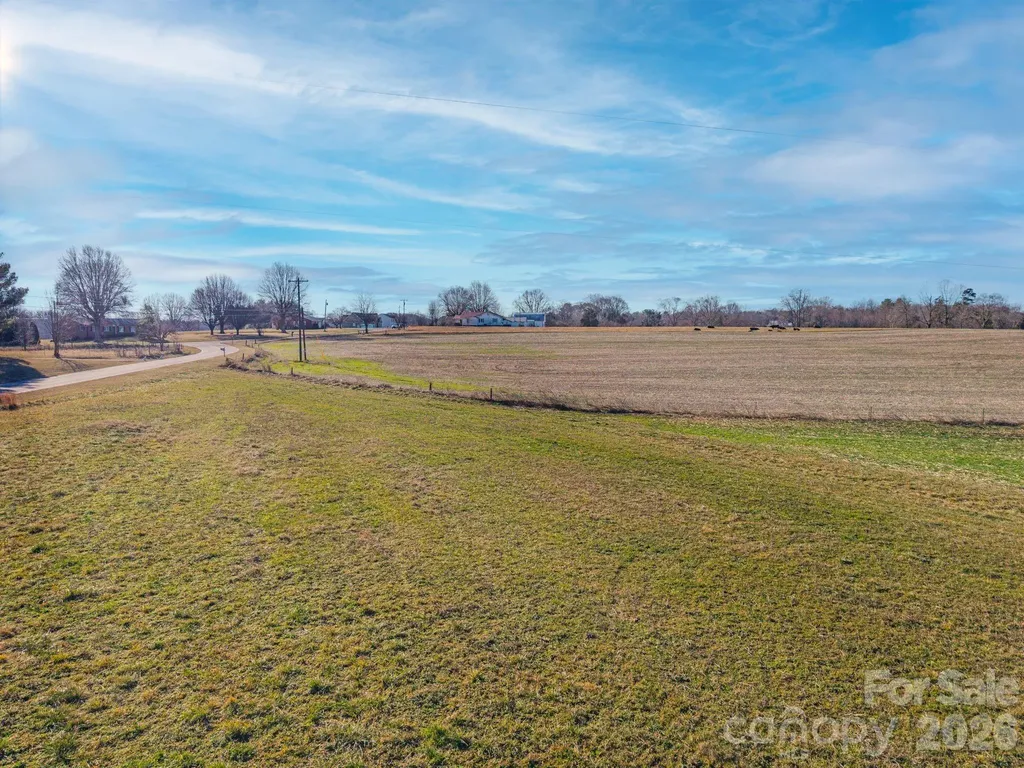 02 Dobbins Mill Road Yadkinville NC 27055