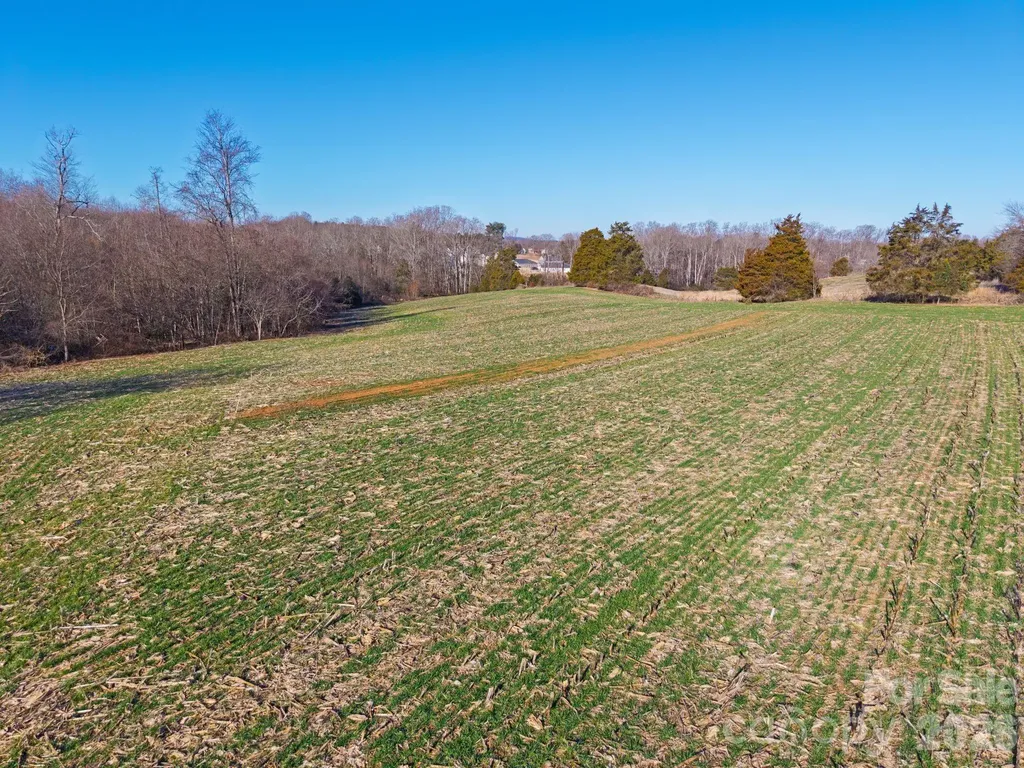 02 Dobbins Mill Road Yadkinville NC 27055