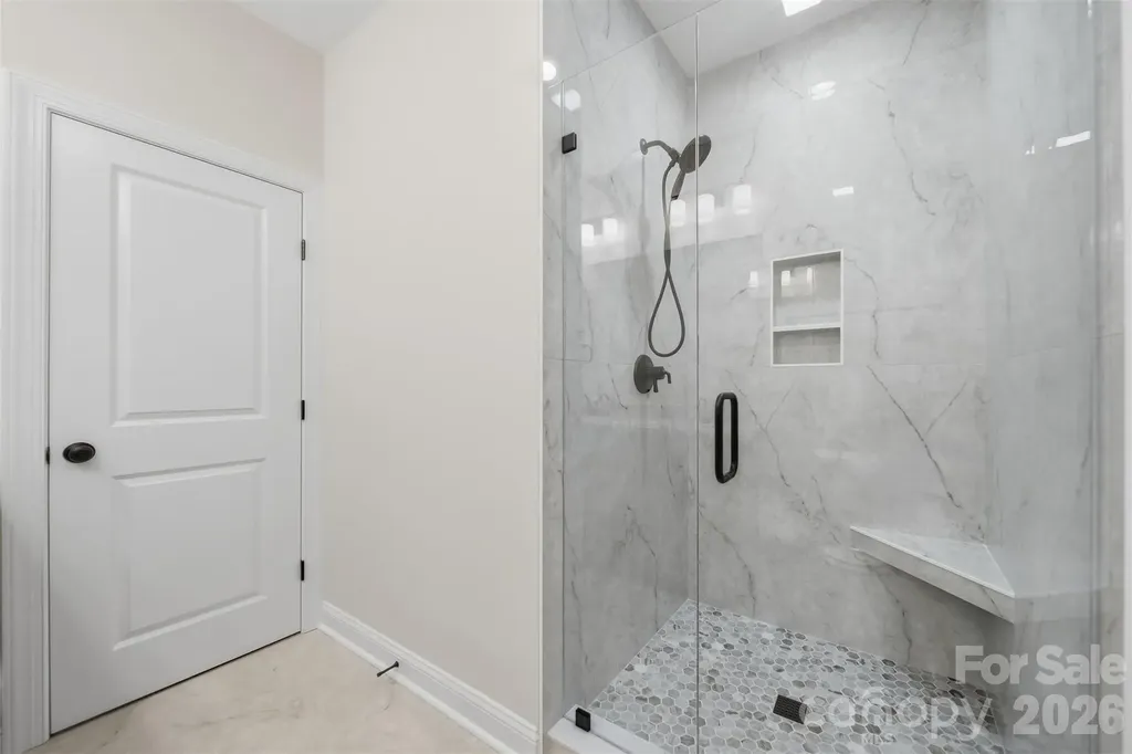 1917 Skyfall Lane Hickory NC 28602