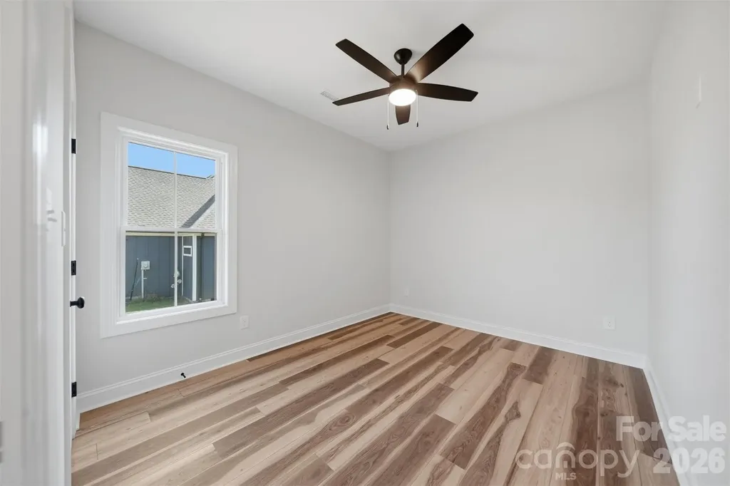 1917 Skyfall Lane Hickory NC 28602