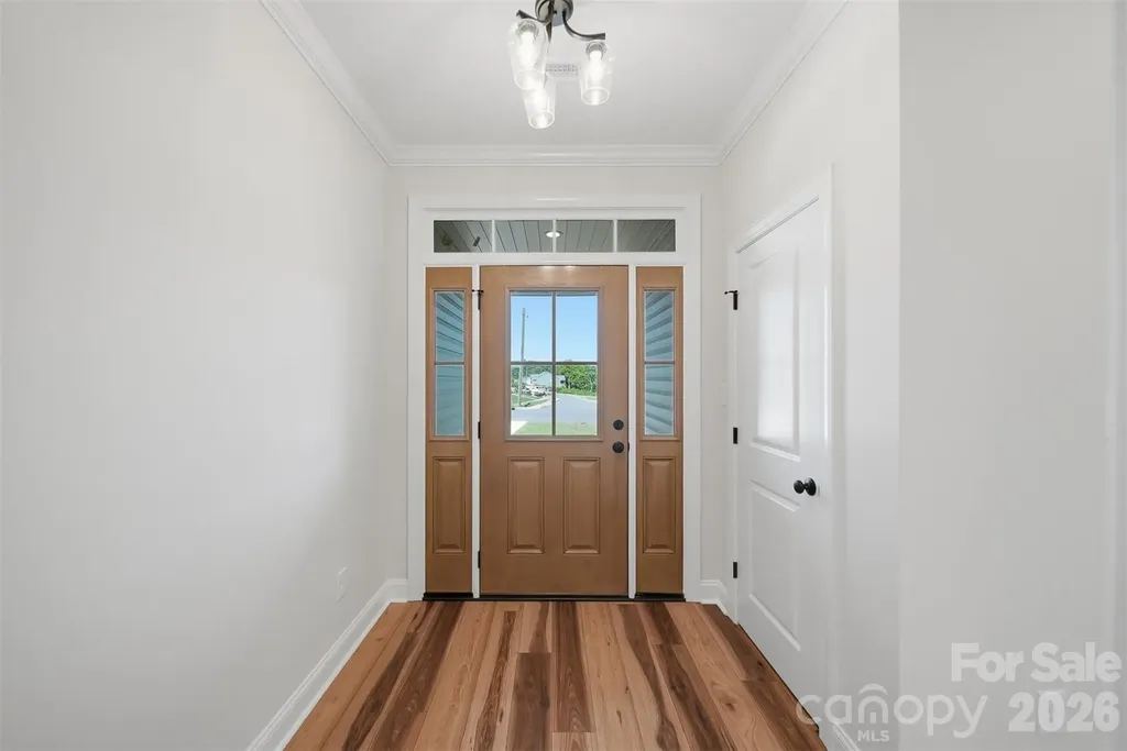1917 Skyfall Lane Hickory NC 28602