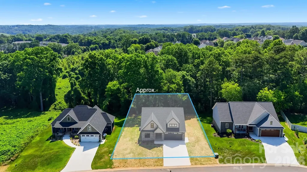 1917 Skyfall Lane Hickory NC 28602