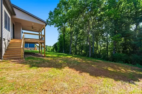 1917 Skyfall Lane Hickory NC 28602