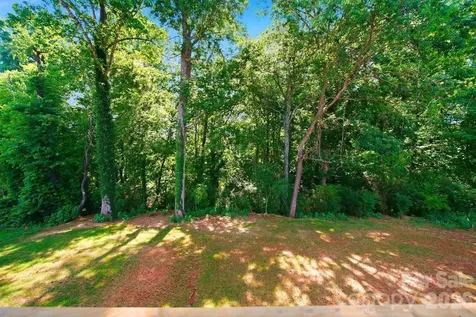 1917 Skyfall Lane Hickory NC 28602