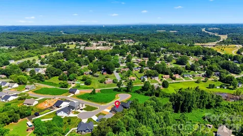 1917 Skyfall Lane Hickory NC 28602