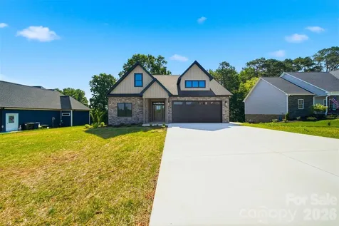 1917 Skyfall Lane Hickory NC 28602