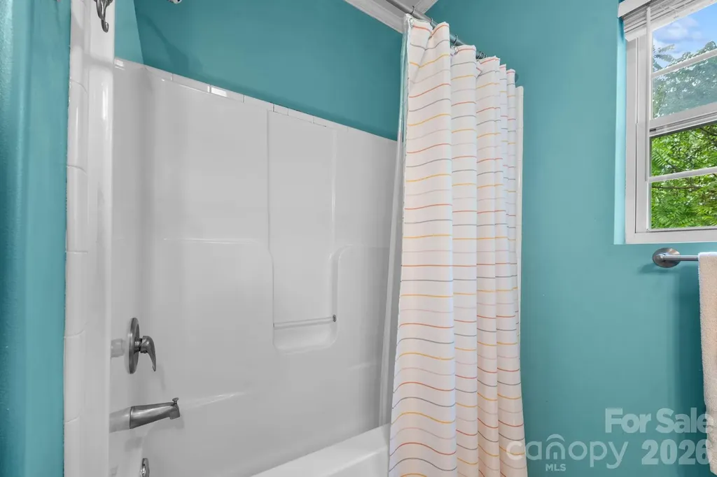 163 Longview Drive Hendersonville NC 28791