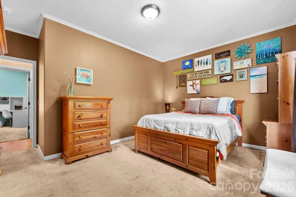 163 Longview Drive Hendersonville NC 28791