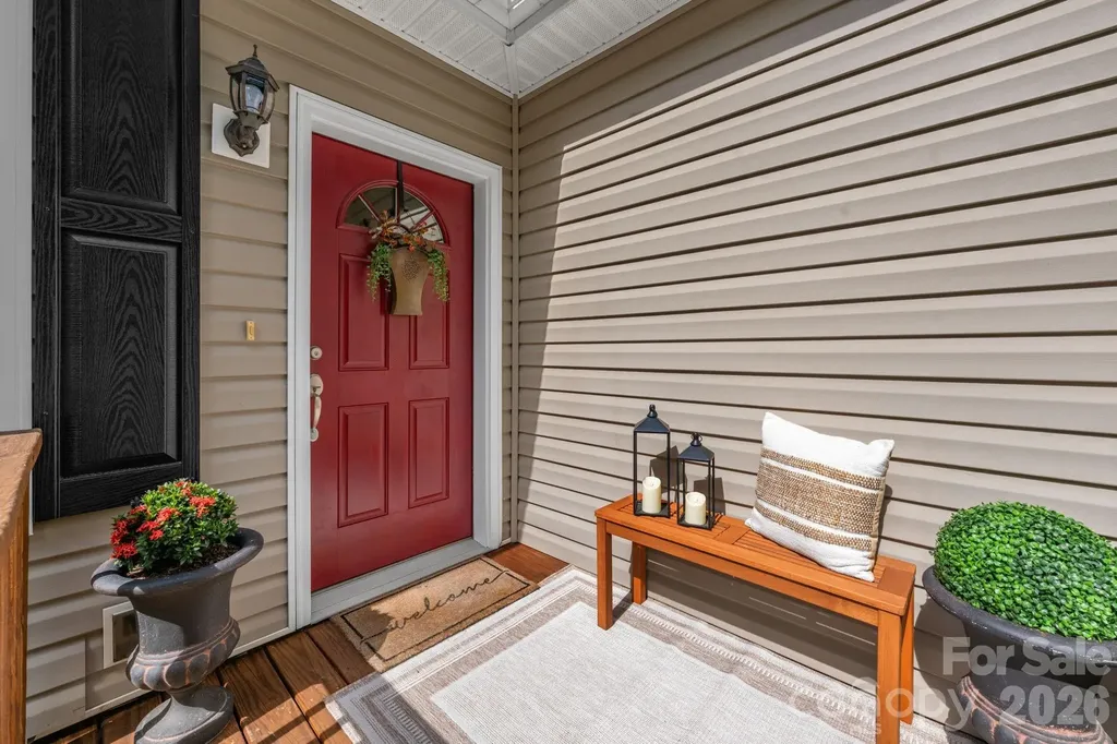 163 Longview Drive Hendersonville NC 28791