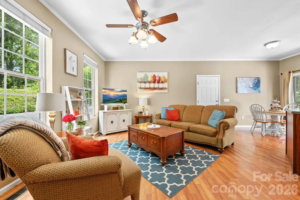 163 Longview Drive Hendersonville NC 28791