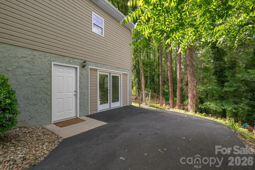 163 Longview Drive Hendersonville NC 28791