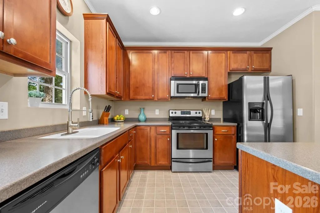 163 Longview Drive Hendersonville NC 28791