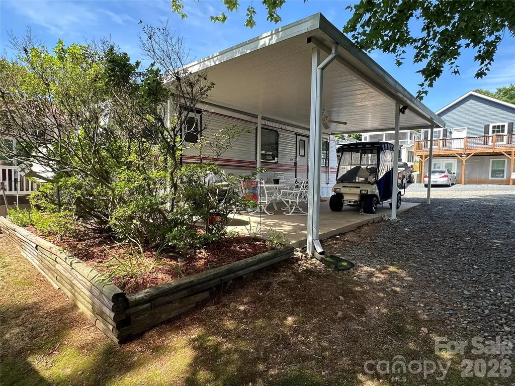 117 Elm Street New London NC 28127