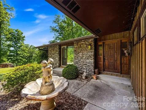 52 Chapel Hill Church Road Asheville NC 28803