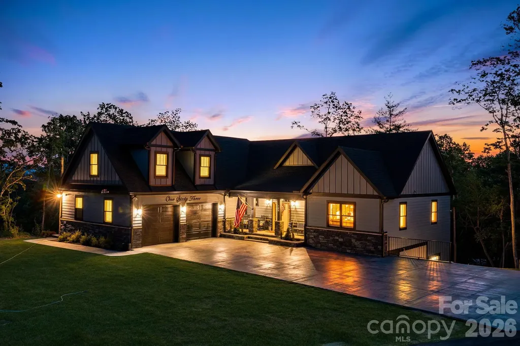 163 Northview Drive Hendersonville NC 28791
