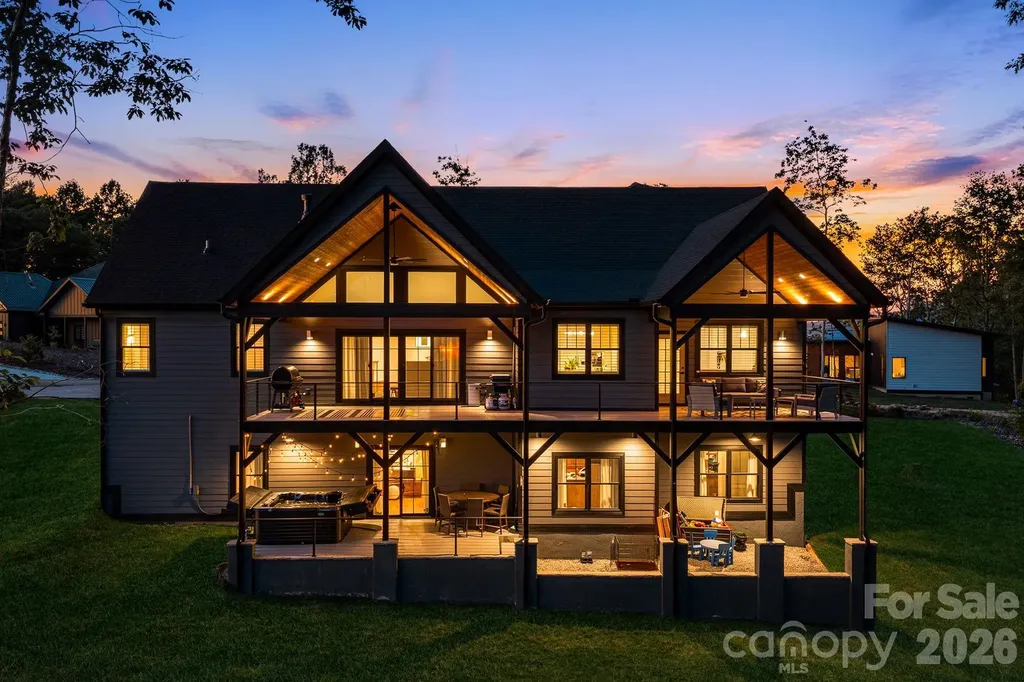163 Northview Drive Hendersonville NC 28791