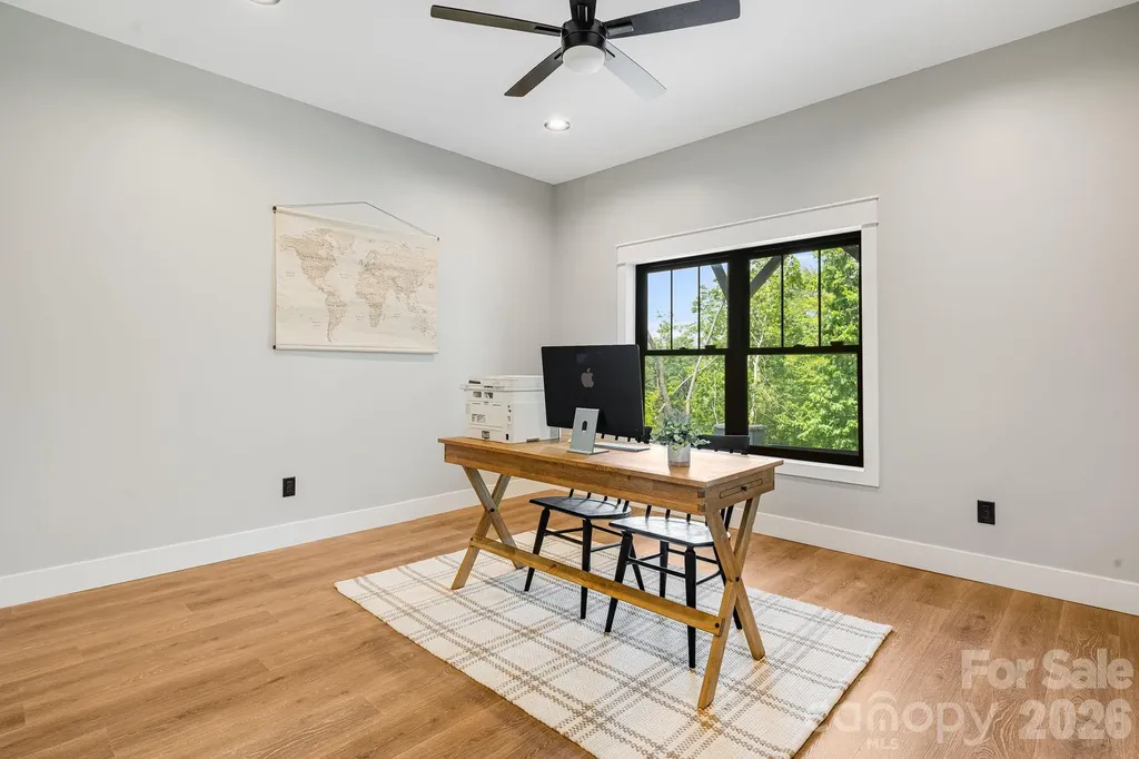 163 Northview Drive Hendersonville NC 28791