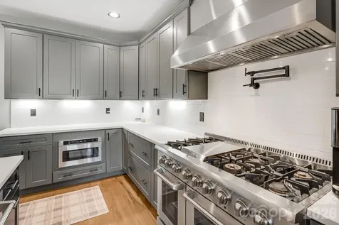 163 Northview Drive Hendersonville NC 28791