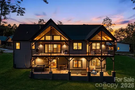 163 Northview Drive Hendersonville NC 28791