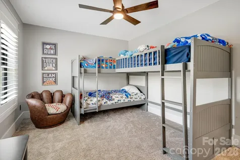 163 Northview Drive Hendersonville NC 28791
