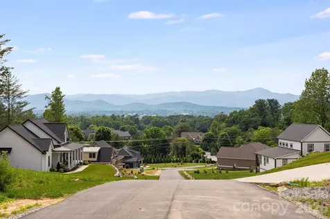 163 Northview Drive Hendersonville NC 28791