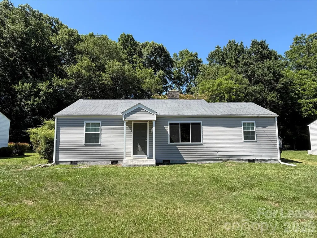 637 Hartness Road Statesville NC 28677