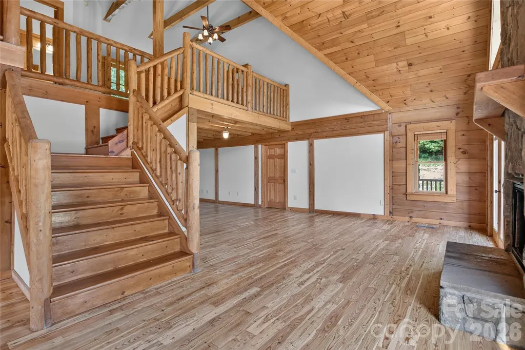 335 Whites Lake Boulevard Saluda NC 28773