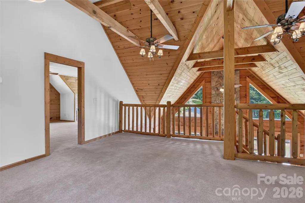 335 Whites Lake Boulevard Saluda NC 28773