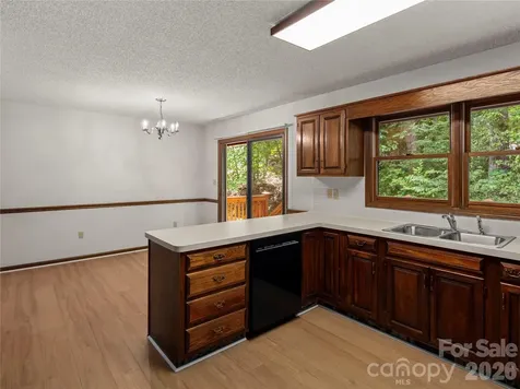 11 Tree Top Drive Arden NC 28704